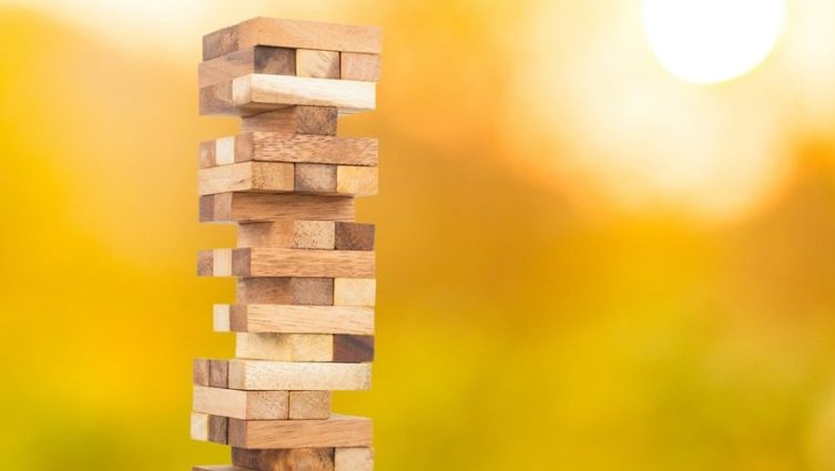 Um-robô-craque-em-Jenga-mostra-uma-nova-aplicação-de-IA