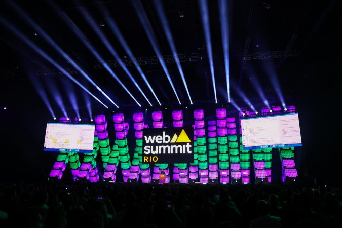 Inteligência Artificial (GenAI) no palco do Web Summit